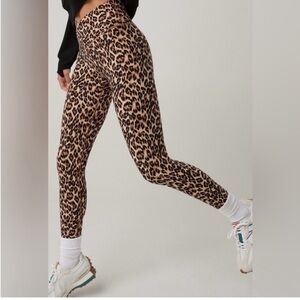 NWT Aerie Real Me 7/8 Legging Hi-Rise cheetah XS long